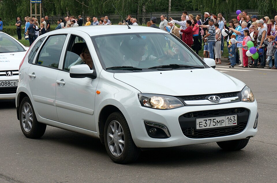 LADA Kalina (1117–1119, 2192, 2194)